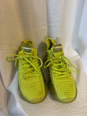 Steve Madden Sneakers